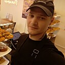 Знакомства: Юлиан, 31 год, Лабытнанги