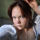 Знакомства: Ксюша, 20 лет, Тюмень