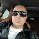 Знакомства: Максим, 36 лет, Калуга