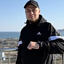 Знакомства: Илья, 25 лет, Находка
