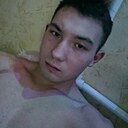 Знакомства: Артур, 21 год, Кузнецк
