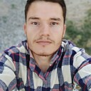 Знакомства: Максим, 31 год, Якутск