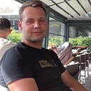 Знакомства: Cătă, 26 лет, Carei