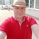 Знакомства: Илья, 40 лет, Северодвинск