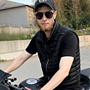Знакомства: Тони, 33 года, Богучаны