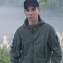 Знакомства: Дмитрий, 21 год, Бабаево