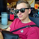 Знакомства: Максим, 25 лет, Москва