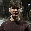 Знакомства: Рома, 21 год, Свободный