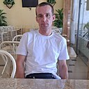 Знакомства: Илья, 39 лет, Нижний Тагил