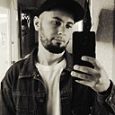 Знакомства: Комрон, 35 лет, Душанбе