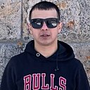 Знакомства: Олег, 31 год, Усолье-Сибирское