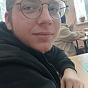 Знакомства: Роман, 18 лет, Саратов