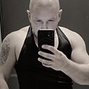 Знакомства: Artem, 33 года, Ялта
