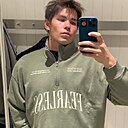 Знакомства: Илья, 19 лет, Казань
