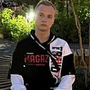 Знакомства: Виталий, 24 года, Москва