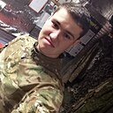 Знакомства: Николай, 25 лет, Красноперекопск