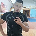 Знакомства: Вова, 28 лет, Луганск