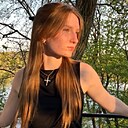 Знакомства: Диана, 18 лет, Гомель