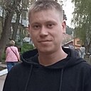 Знакомства: Рома, 29 лет, Воткинск