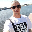 Знакомства: Евгений, 33 года, Москва