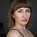 Знакомства: Елена, 38 лет, Усолье-Сибирское