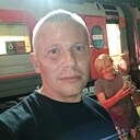 Знакомства: Кирилл, 45 лет, Саратов