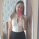 Знакомства: Виктория, 31 год, Саратов