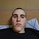 Знакомства: Евгений, 19 лет, Новочеркасск
