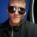 Знакомства: Дима, 25 лет, Шахты