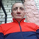 Знакомства: Евгений, 42 года, Брянск