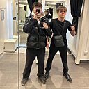 Знакомства: Артём, 24 года, Лобня