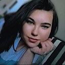 Знакомства: Виктория, 19 лет, Ульяновск