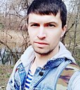 Знакомства: Igor, 33 года, Новомосковск