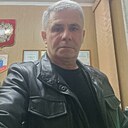 Знакомства: Олег, 57 лет, Саратов