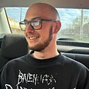 Знакомства: Арсений, 21 год, Астрахань
