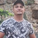 Знакомства: Александр, 33 года, Зверево