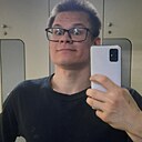 Знакомства: Максим, 21 год, Томск