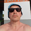 Знакомства: Евгений, 49 лет, Красные Баки