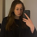 Знакомства: Полинка, 21 год, Брянск