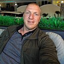 Знакомства: Виталий, 41 год, Адлер