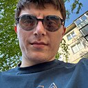 Знакомства: Макар, 28 лет, Махачкала