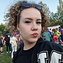 Знакомства: Анастасия, 19 лет, Тюмень