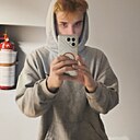 Знакомства: Кирилл, 19 лет, Псков
