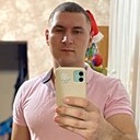 Знакомства: Антон, 32 года, Крымск