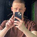Знакомства: Макс, 18 лет, Смоленск