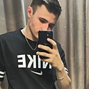 Знакомства: Кирилл, 22 года, Омск
