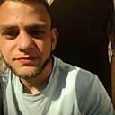 Знакомства: Arsen, 24 года, Волгодонск