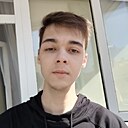 Знакомства: Кирилл, 19 лет, Киев