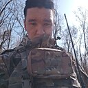 Знакомства: Владислав, 31 год, Хабаровск