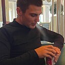 Знакомства: Олег, 23 года, Киров